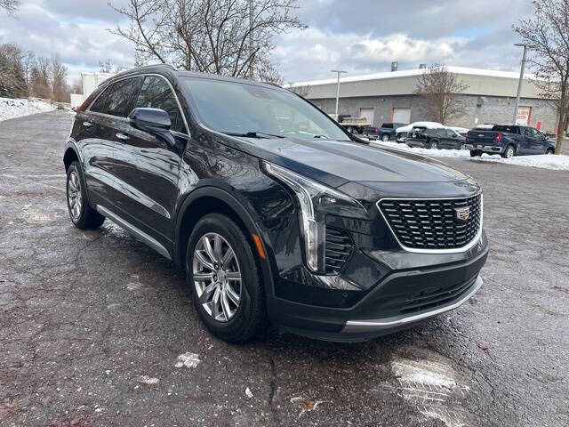 2020 Cadillac XT4 Premium Luxury