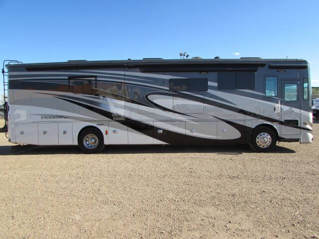2018 TIFFIN MOT PHAETON M4
