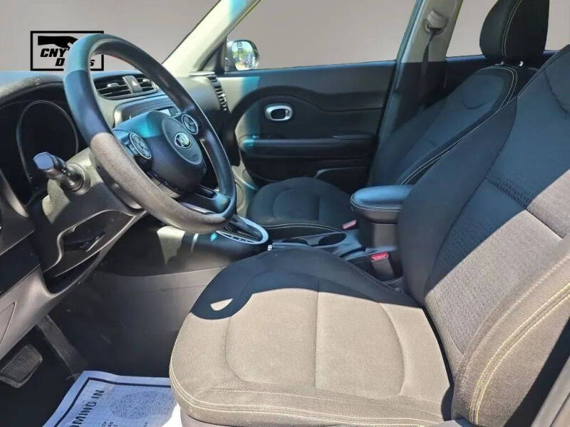 2016 Kia Soul +