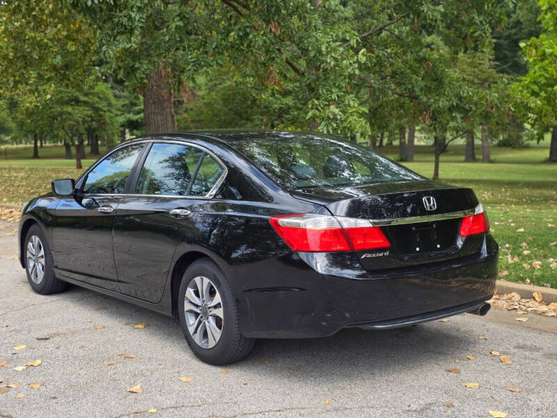 2015 Honda Accord LX photo 4