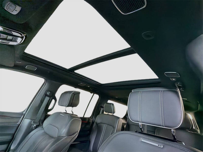 2022 Jeep Grand Wagoneer Series II