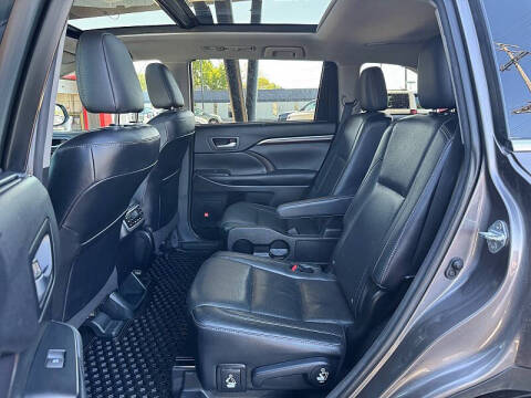 2016 Toyota Highlander