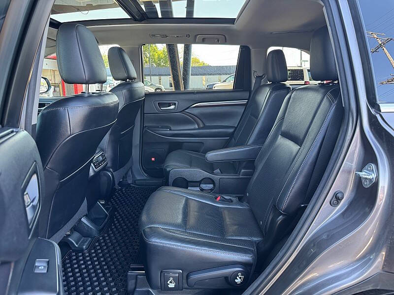 2016 Toyota Highlander
