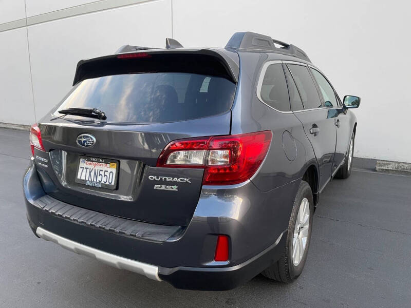 2017 Subaru Outback 2.5i Premium