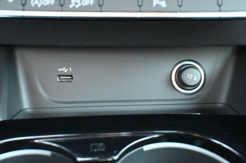 2022 Audi A4 quattro S line Prem Plus 45 TFSI