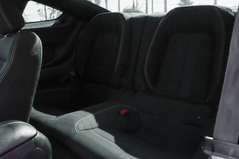 2021 Ford Mustang EcoBoost