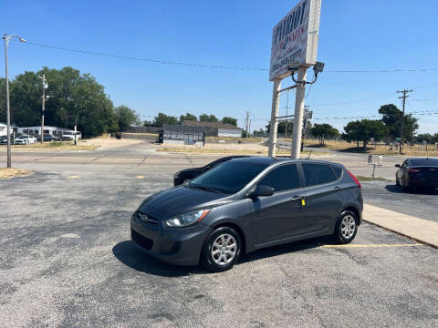 2013 Hyundai Accent for sale at Patriot Auto Sales in Lawton OK