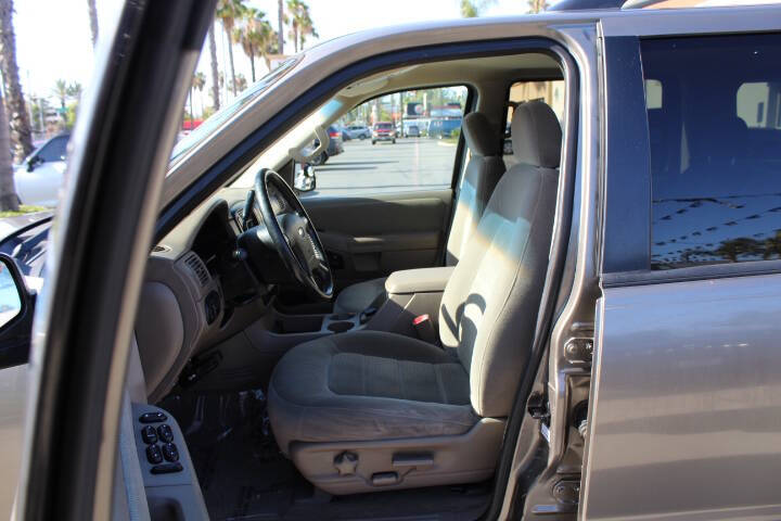 2002 Ford Explorer XLT