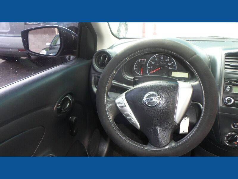 2016 Nissan Versa 1.6 S
