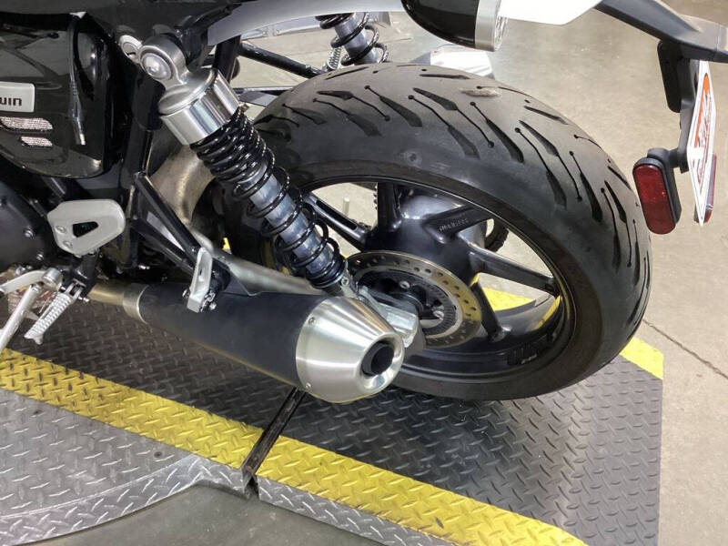 2020 Triumph Speed Twin 1200 Silver Ice/Sto