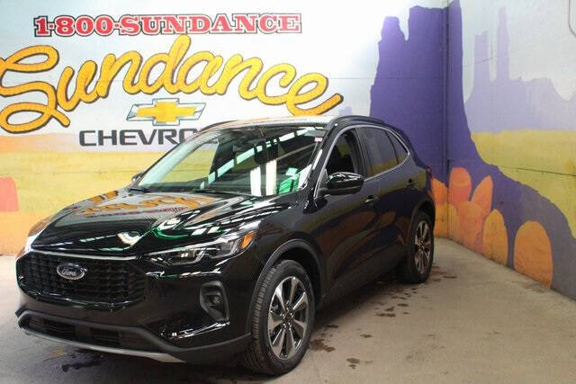Used 2024 Ford Escape Platinum with VIN 1FMCU9JAXRUB22248 for sale in Grand Ledge, MI