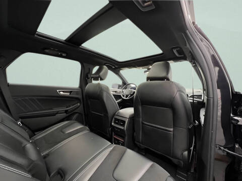 2022 Ford Edge ST