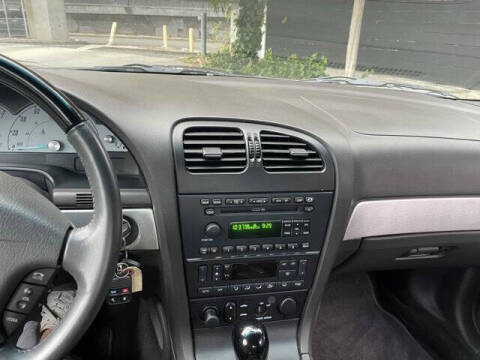 2002 Ford Thunderbird Deluxe