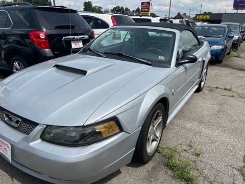 2004 Ford Mustang GT Deluxe