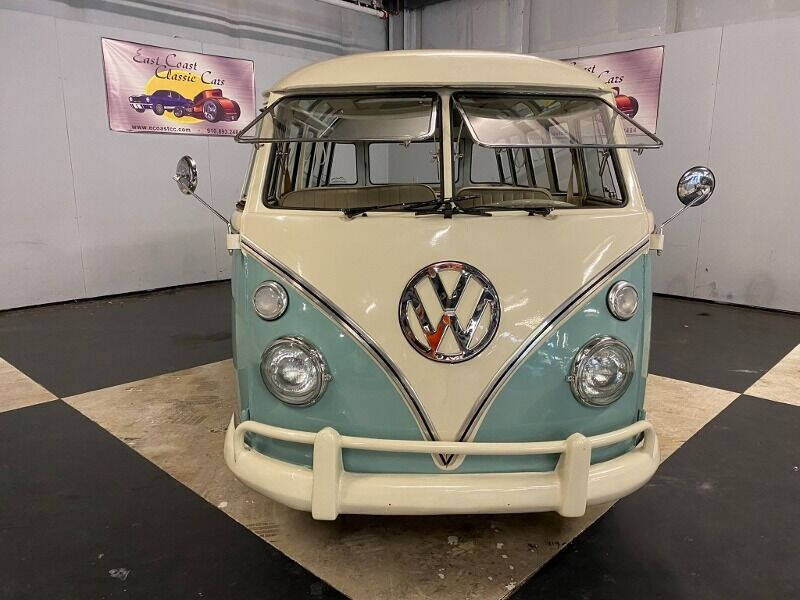 1973 Volkswagen Bus