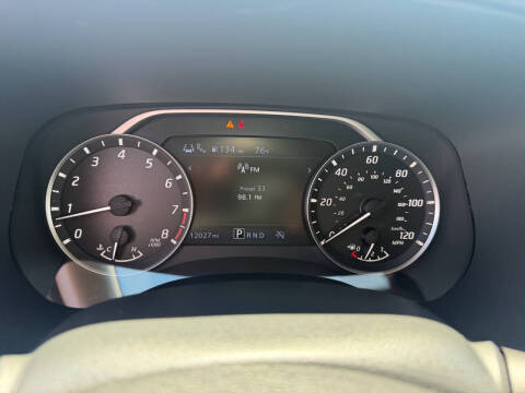 2024 Nissan Frontier SL