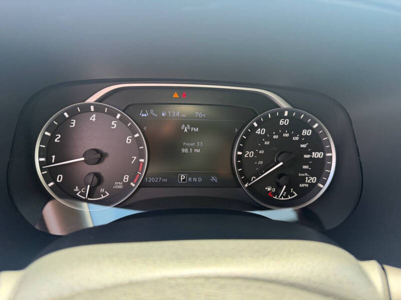2024 Nissan Frontier SL