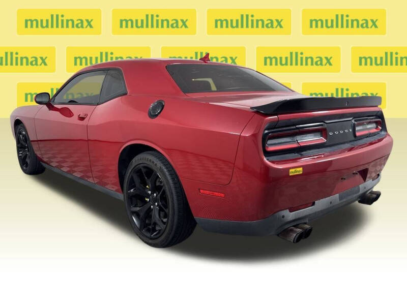 2015 Dodge Challenger SXT Plus