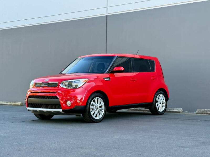 2019 Kia Soul +