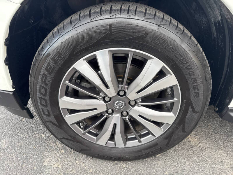 2018 Nissan Pathfinder S