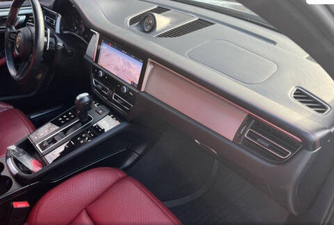 2023 Porsche Macan S