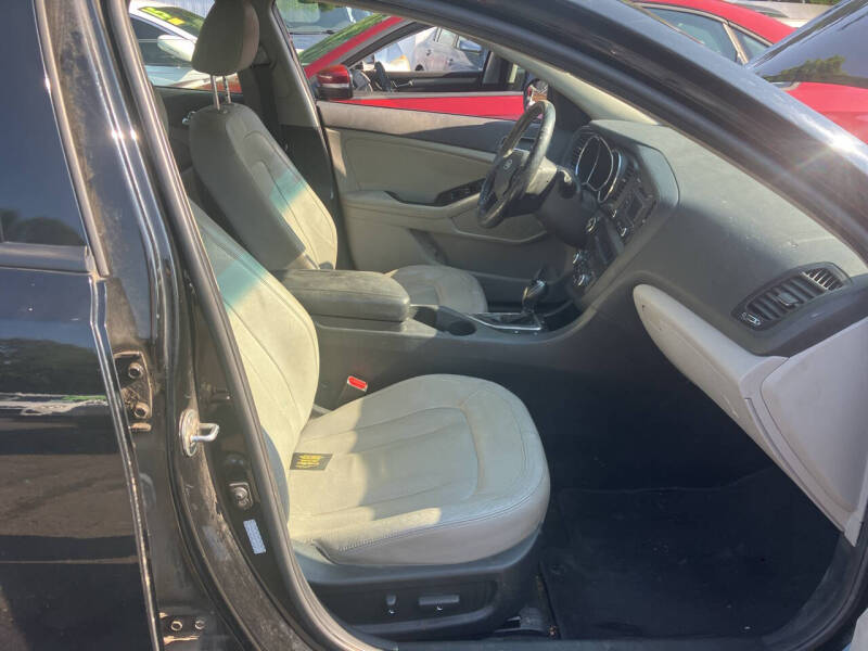 2011 Kia Optima EX Turbo