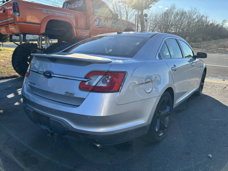 2010 Ford Taurus SHO