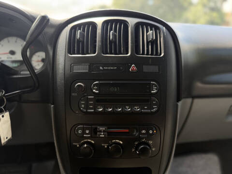 2006 Dodge Grand Caravan SE