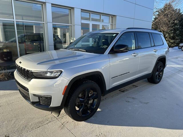 Used 2023 Jeep Grand Cherokee L Limited with VIN 1C4RJKBG3P8105315 for sale in Jackson, Minnesota