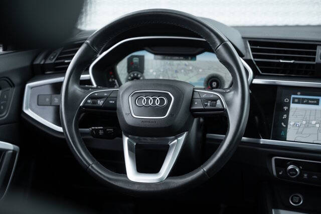 2022 Audi Q3 quattro S line Prem Plus 45 TFSI