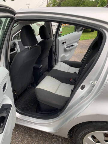 2014 Toyota Prius c Two