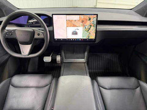 2024 Tesla Model X Plaid
