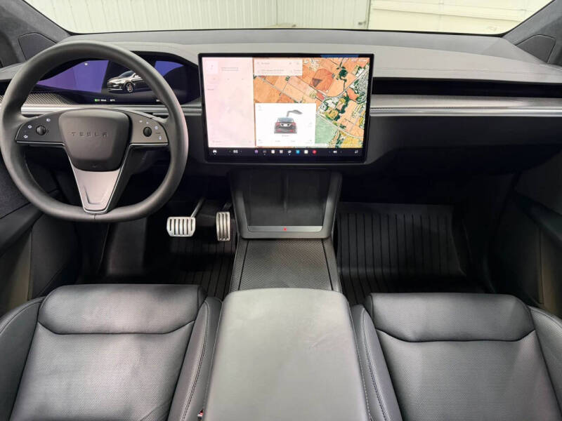2024 Tesla Model X Plaid