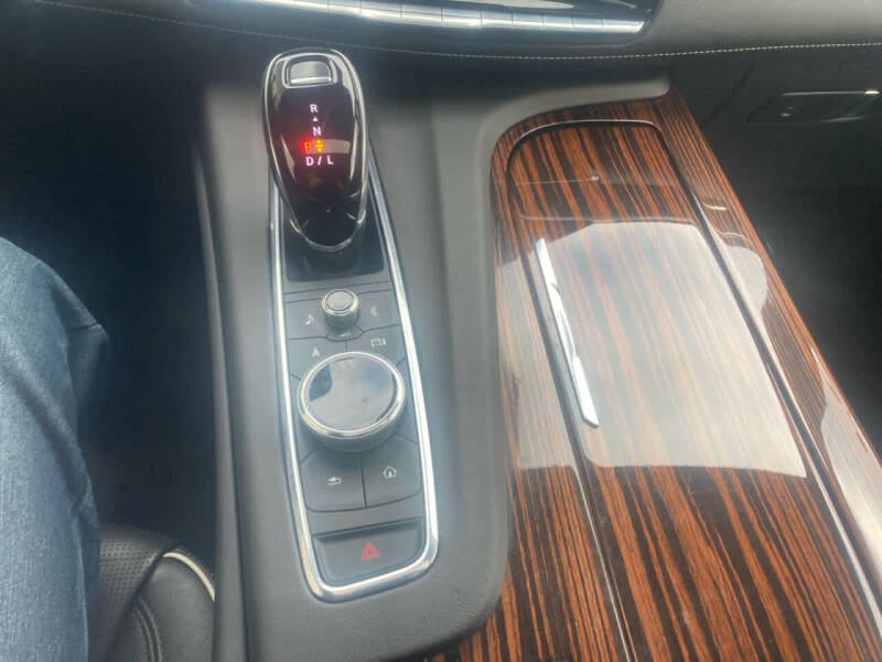 2021 Cadillac Escalade ESV Premium Luxury