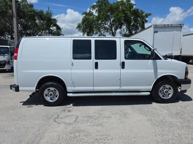 2024 GMC Savana 2500