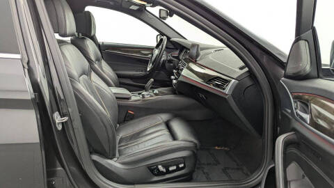 2019 BMW 5 Series 540i