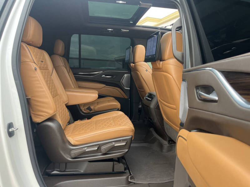 2021 Cadillac Escalade ESV Sport