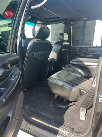 2002 Lincoln Blackwood