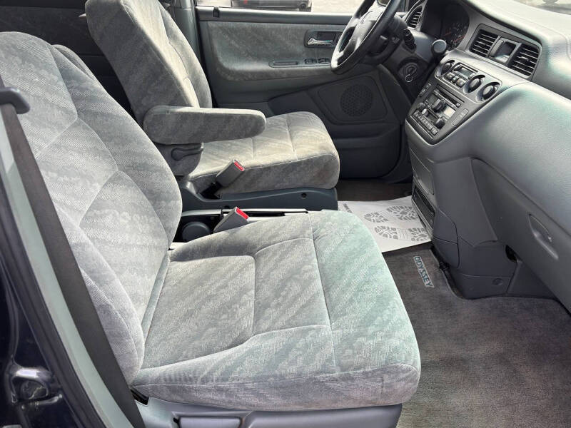2004 Honda Odyssey EX w/DVD