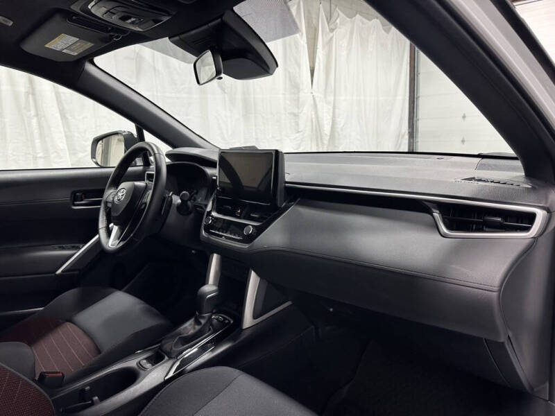 2025 Toyota Corolla Cross Hybrid Nightshade