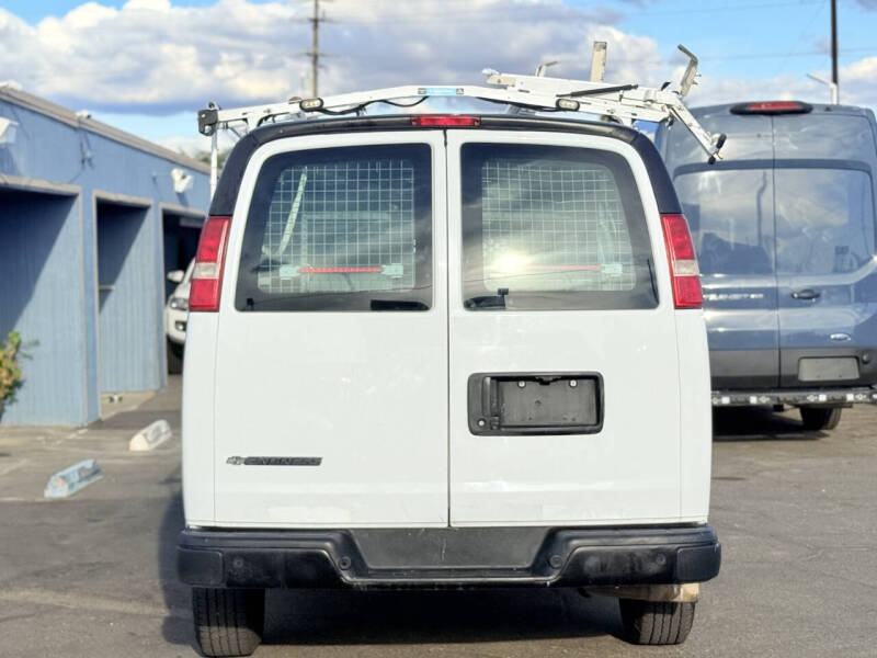 2018 Chevrolet Express 2500