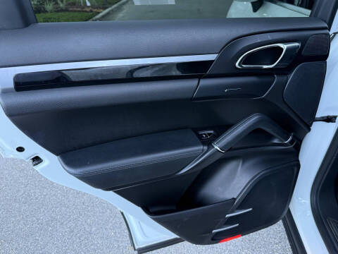 2016 Porsche Cayenne