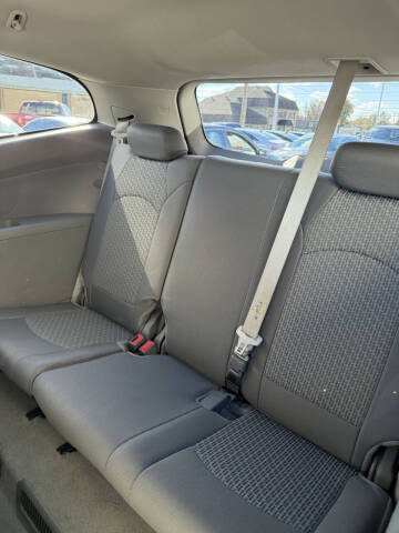 2012 Chevrolet Traverse LS