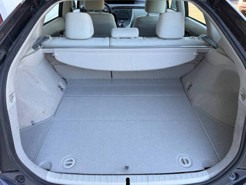 2010 Toyota Prius III