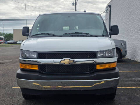 2025 Chevrolet Express 2500