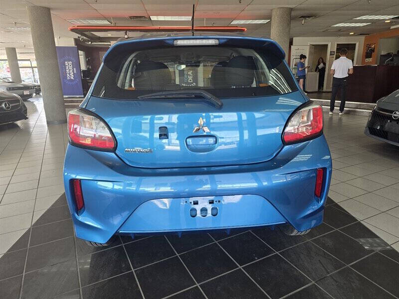 2024 Mitsubishi Mirage ES