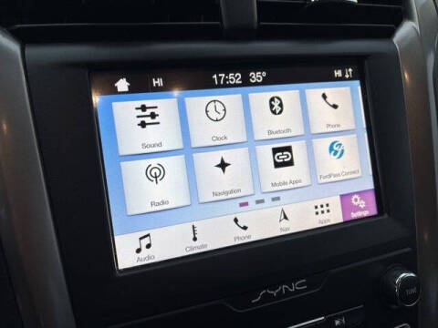 2019 Ford Fusion Hybrid SE