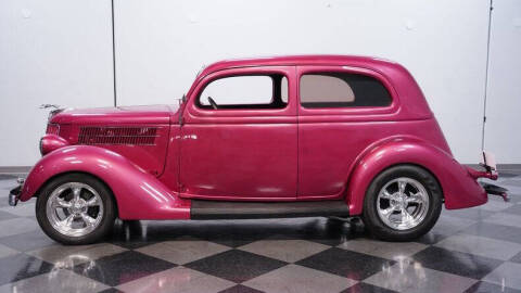 1936 Ford Deluxe
