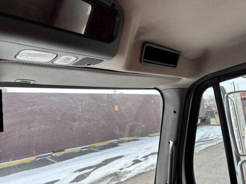 2014 Freightliner M2 106