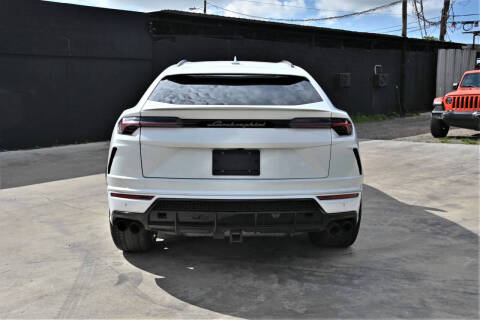 2019 Lamborghini Urus